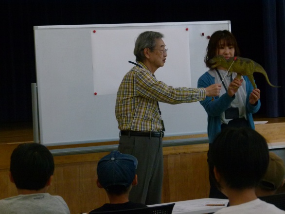 ティラノサウルスの説明